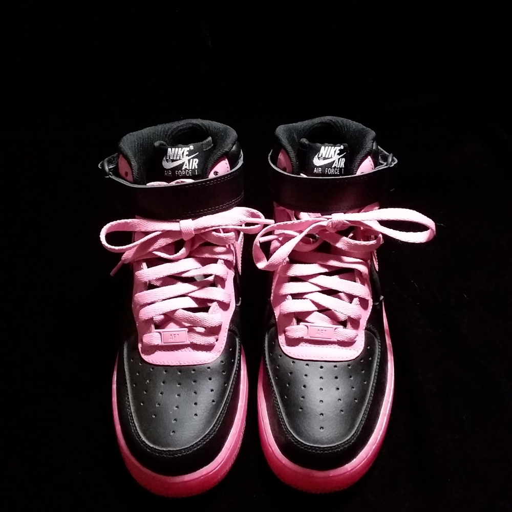 Nike Pink & Black Custom Air Force 1s💖 - Picture 8 of 15